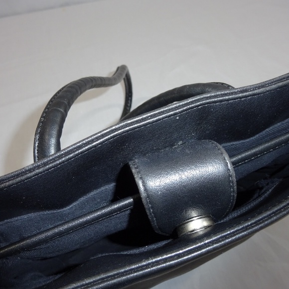 Nine West Womens Handbag Black Shoulder Leather - Picture 6 of 8